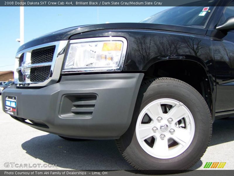 Brilliant Black / Dark Slate Gray/Medium Slate Gray 2008 Dodge Dakota SXT Crew Cab 4x4