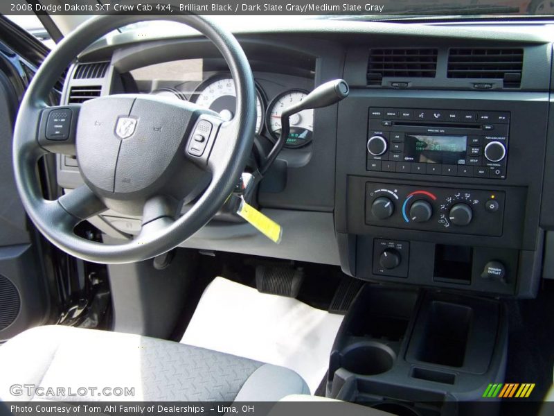 Brilliant Black / Dark Slate Gray/Medium Slate Gray 2008 Dodge Dakota SXT Crew Cab 4x4