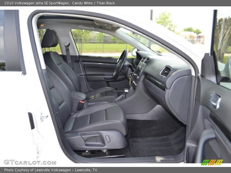 Front Seat of 2010 Jetta SE SportWagen