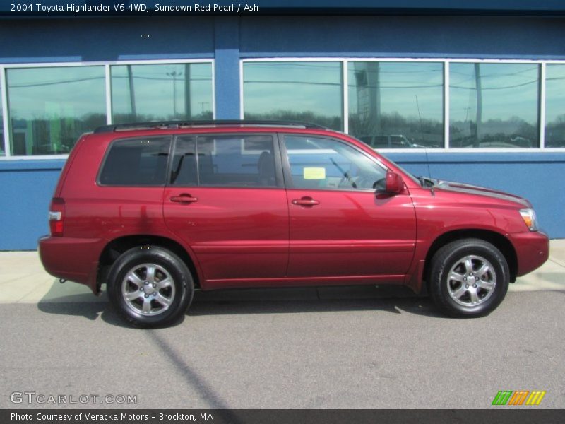 Sundown Red Pearl / Ash 2004 Toyota Highlander V6 4WD