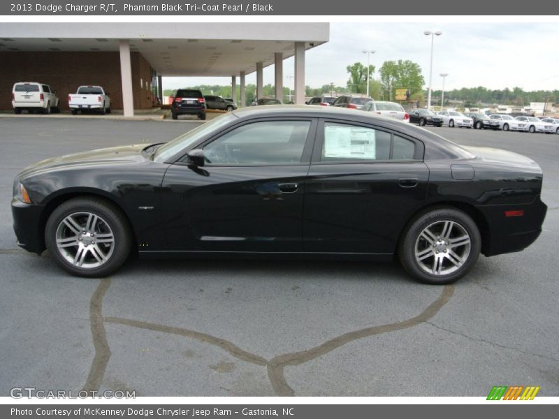 Phantom Black Tri-Coat Pearl / Black 2013 Dodge Charger R/T