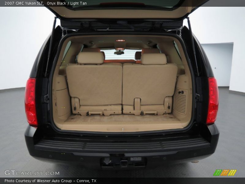 Onyx Black / Light Tan 2007 GMC Yukon SLT