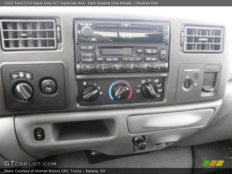 Dark Shadow Grey Metallic / Medium Flint 2002 Ford F250 Super Duty XLT SuperCab 4x4