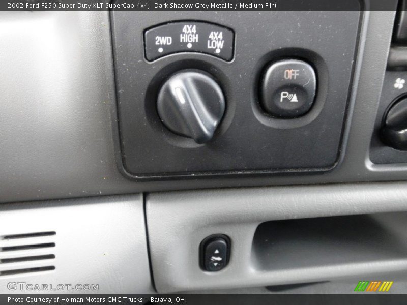 Dark Shadow Grey Metallic / Medium Flint 2002 Ford F250 Super Duty XLT SuperCab 4x4