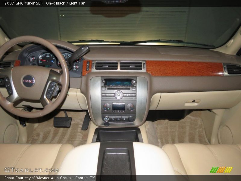 Onyx Black / Light Tan 2007 GMC Yukon SLT