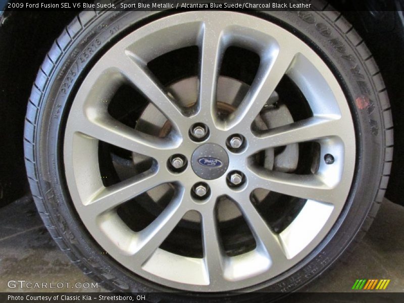 2009 Fusion SEL V6 Blue Suede Wheel