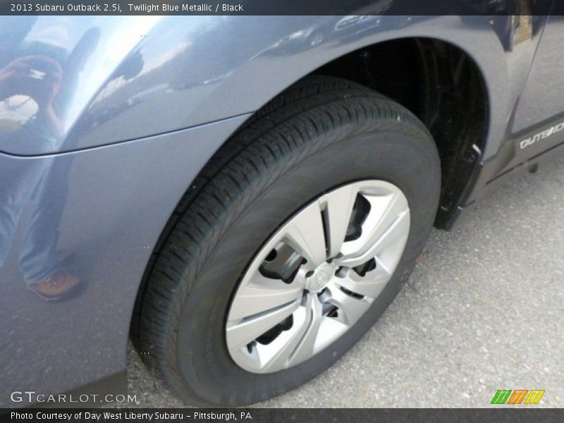 Twilight Blue Metallic / Black 2013 Subaru Outback 2.5i