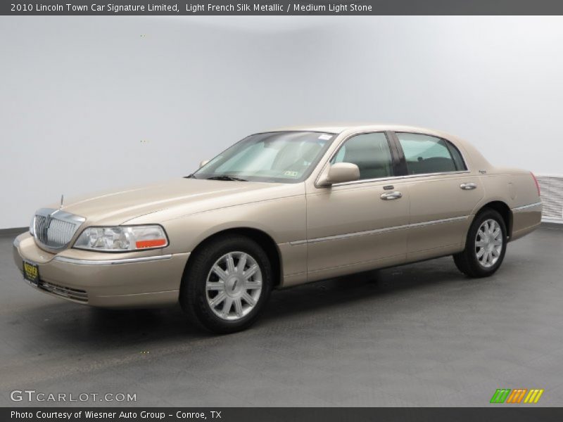Light French Silk Metallic / Medium Light Stone 2010 Lincoln Town Car Signature Limited