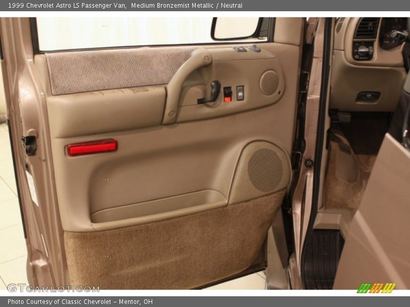Medium Bronzemist Metallic / Neutral 1999 Chevrolet Astro LS Passenger Van