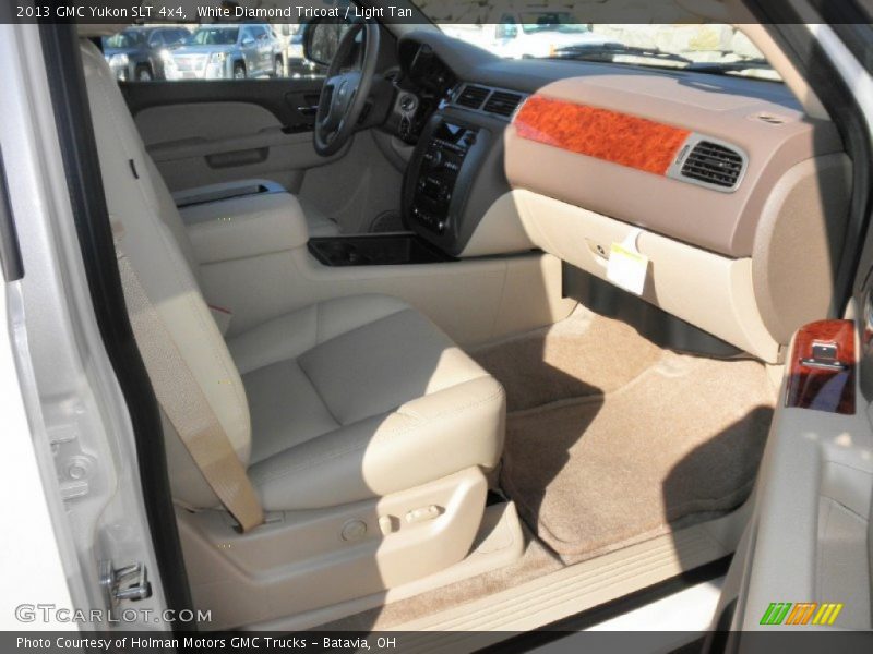 White Diamond Tricoat / Light Tan 2013 GMC Yukon SLT 4x4
