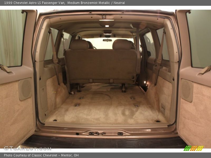 Medium Bronzemist Metallic / Neutral 1999 Chevrolet Astro LS Passenger Van
