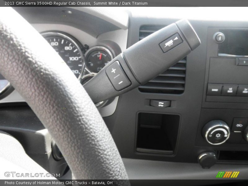 Summit White / Dark Titanium 2013 GMC Sierra 3500HD Regular Cab Chassis