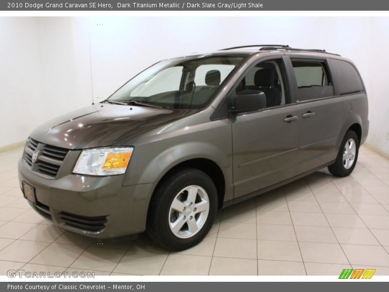 Front 3/4 View of 2010 Grand Caravan SE Hero