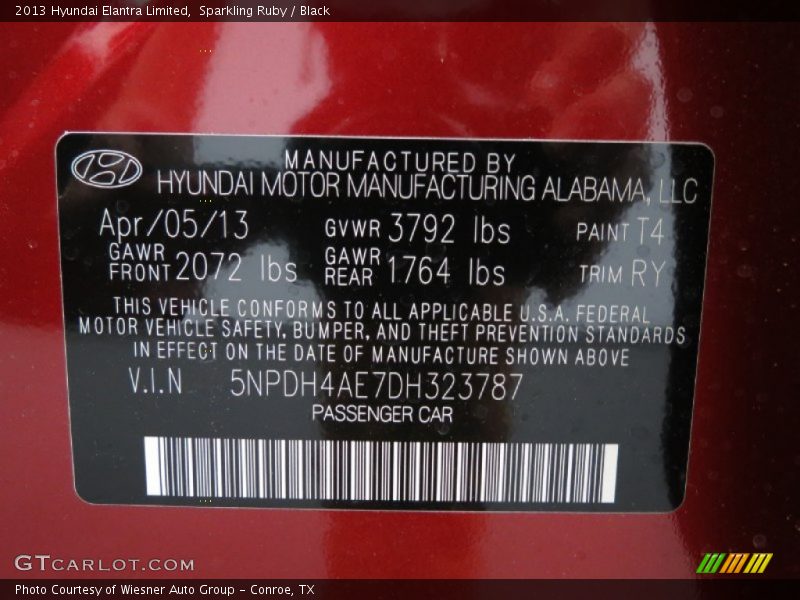 Sparkling Ruby / Black 2013 Hyundai Elantra Limited