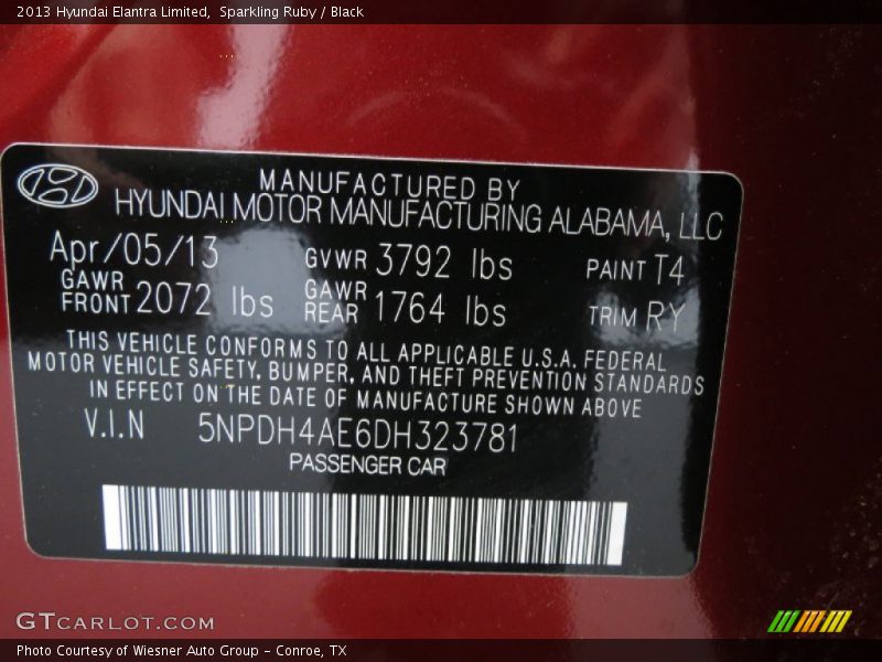 Sparkling Ruby / Black 2013 Hyundai Elantra Limited