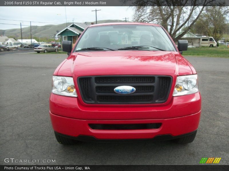 Bright Red / Medium Flint 2006 Ford F150 STX Regular Cab