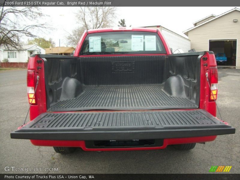 Bright Red / Medium Flint 2006 Ford F150 STX Regular Cab