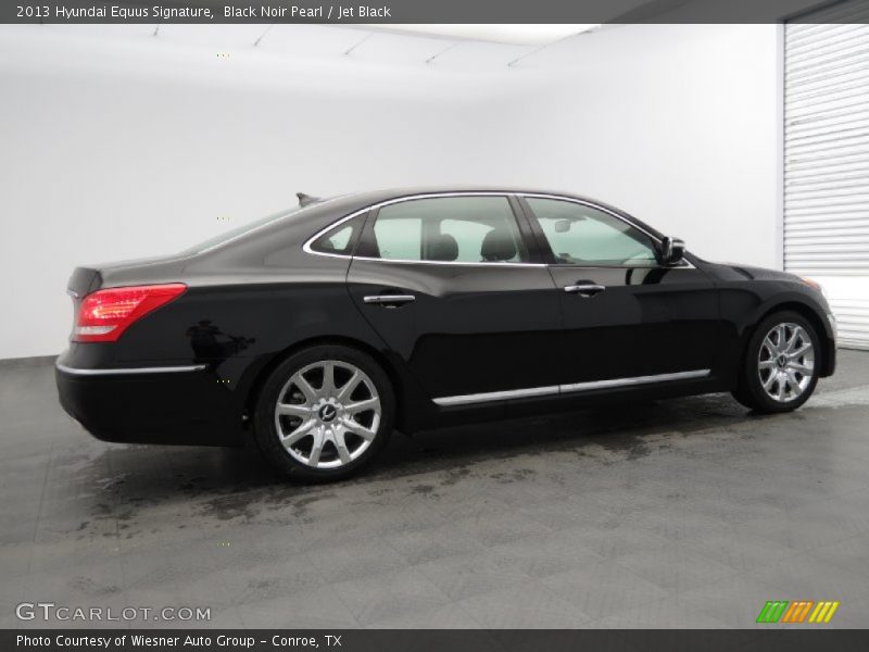 Black Noir Pearl / Jet Black 2013 Hyundai Equus Signature