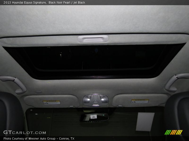 Black Noir Pearl / Jet Black 2013 Hyundai Equus Signature