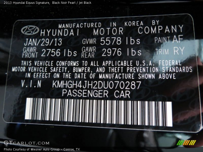 Black Noir Pearl / Jet Black 2013 Hyundai Equus Signature