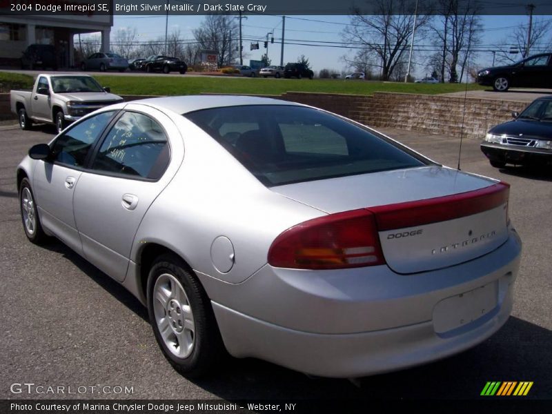 Bright Silver Metallic / Dark Slate Gray 2004 Dodge Intrepid SE