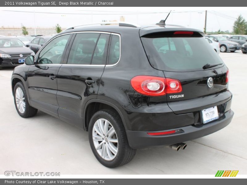 Deep Black Metallic / Charcoal 2011 Volkswagen Tiguan SE