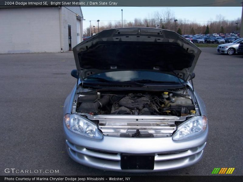 Bright Silver Metallic / Dark Slate Gray 2004 Dodge Intrepid SE