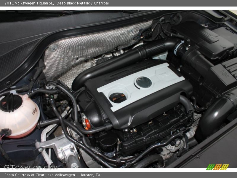 Deep Black Metallic / Charcoal 2011 Volkswagen Tiguan SE