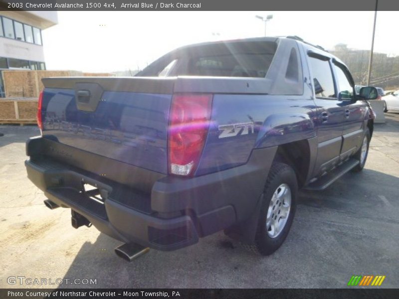 Arrival Blue / Dark Charcoal 2003 Chevrolet Avalanche 1500 4x4