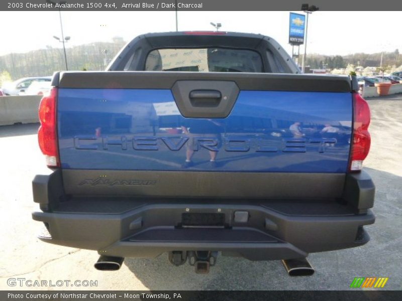 Arrival Blue / Dark Charcoal 2003 Chevrolet Avalanche 1500 4x4