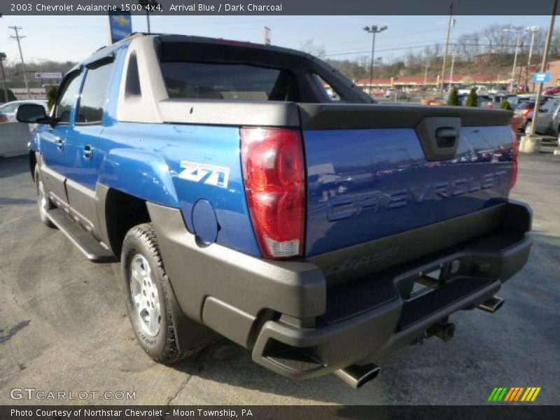 Arrival Blue / Dark Charcoal 2003 Chevrolet Avalanche 1500 4x4
