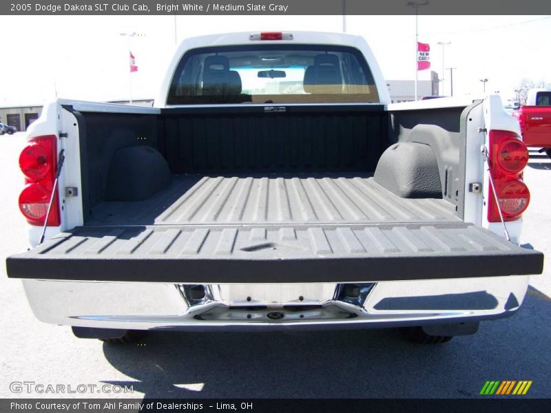 Bright White / Medium Slate Gray 2005 Dodge Dakota SLT Club Cab
