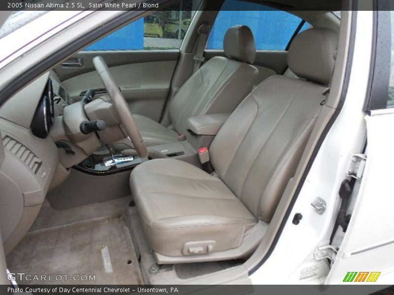 Satin White Pearl / Blond 2005 Nissan Altima 2.5 SL