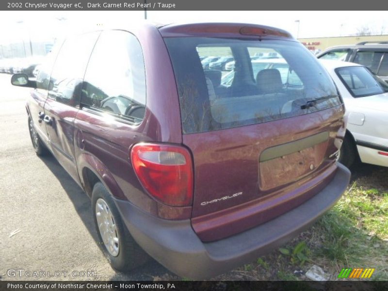 Dark Garnet Red Pearl / Taupe 2002 Chrysler Voyager eC