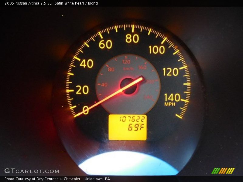 Satin White Pearl / Blond 2005 Nissan Altima 2.5 SL