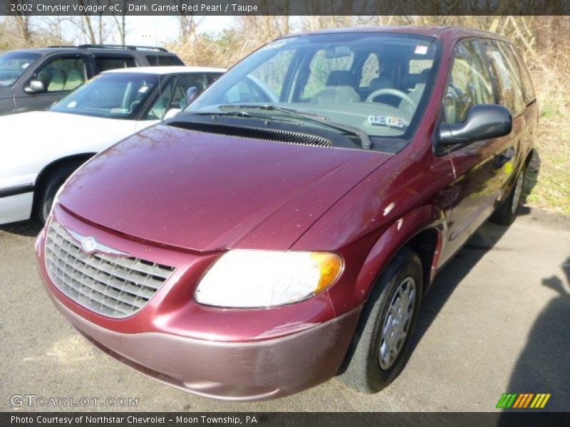 Dark Garnet Red Pearl / Taupe 2002 Chrysler Voyager eC