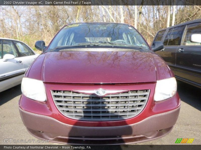 Dark Garnet Red Pearl / Taupe 2002 Chrysler Voyager eC