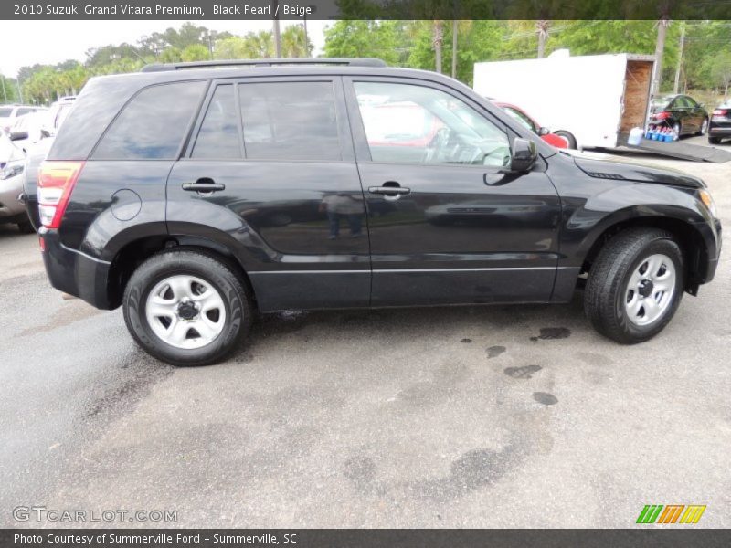 Black Pearl / Beige 2010 Suzuki Grand Vitara Premium