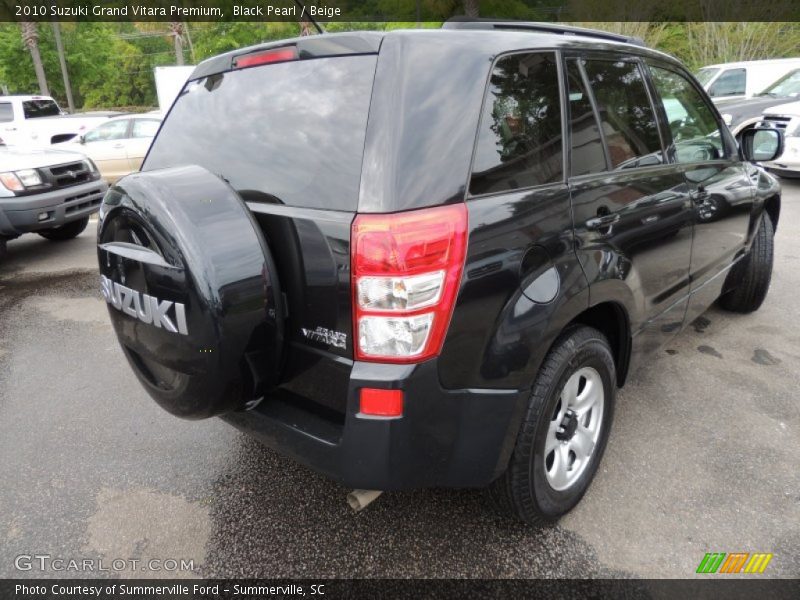 Black Pearl / Beige 2010 Suzuki Grand Vitara Premium