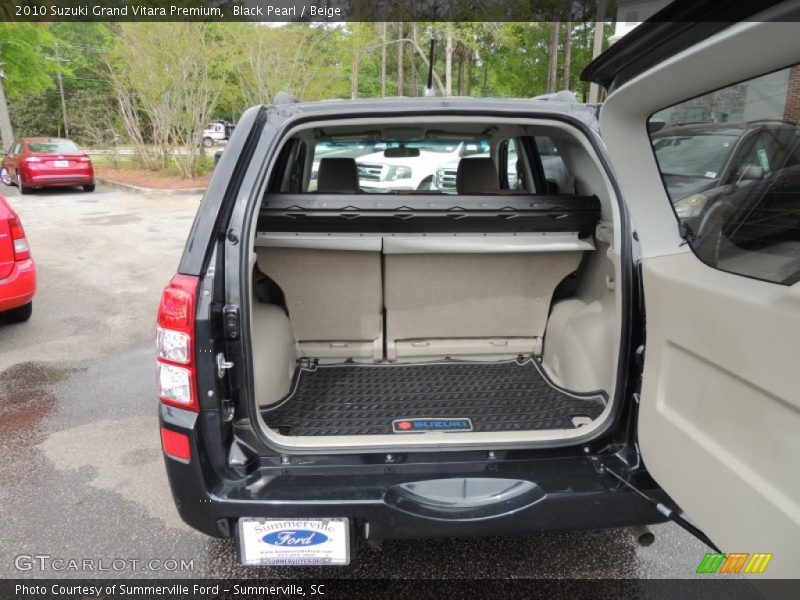 Black Pearl / Beige 2010 Suzuki Grand Vitara Premium