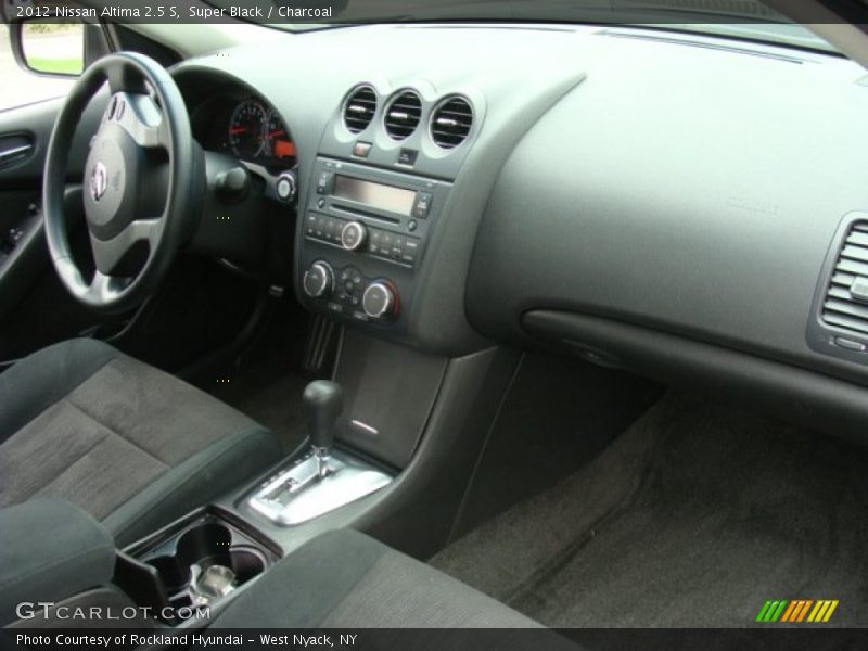Super Black / Charcoal 2012 Nissan Altima 2.5 S