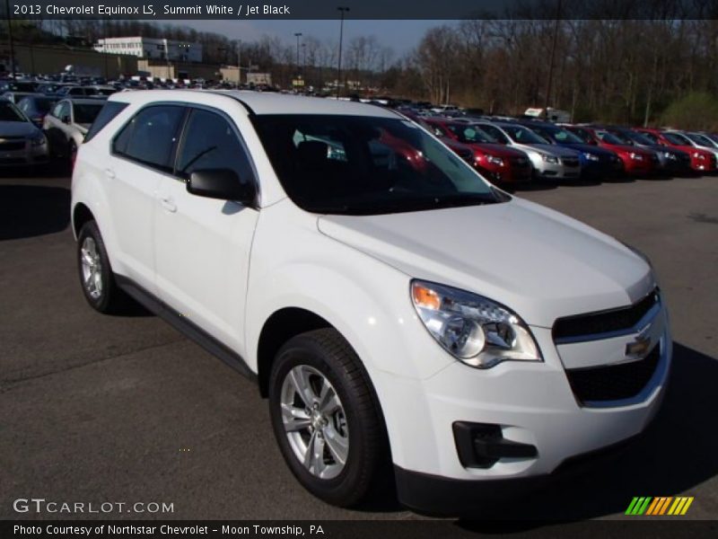 Front 3/4 View of 2013 Equinox LS