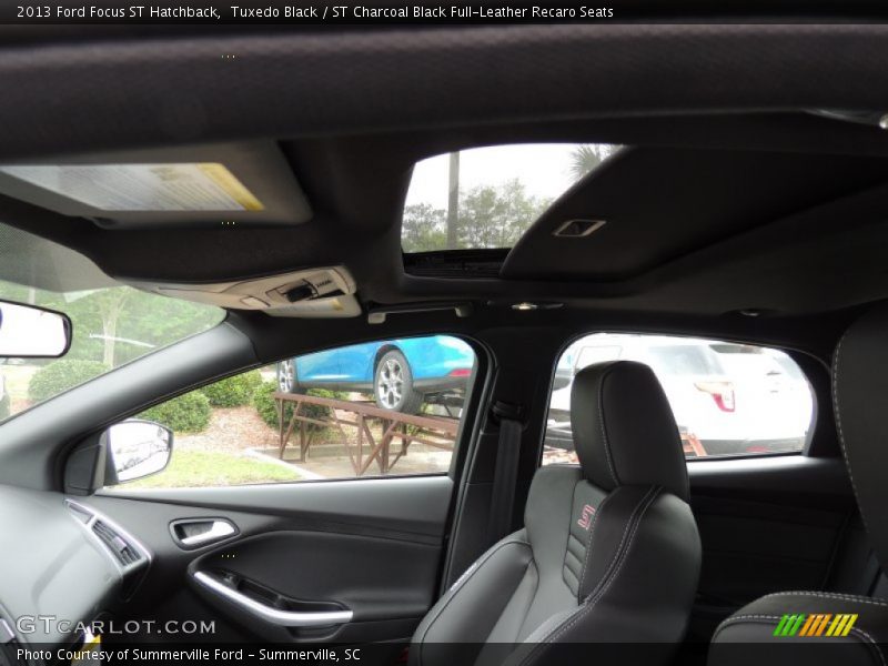Tuxedo Black / ST Charcoal Black Full-Leather Recaro Seats 2013 Ford Focus ST Hatchback