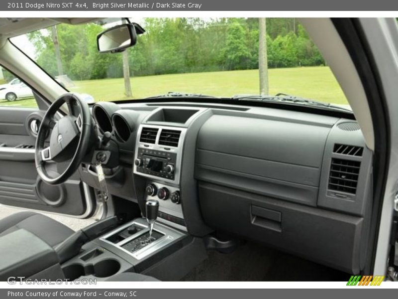 Bright Silver Metallic / Dark Slate Gray 2011 Dodge Nitro SXT 4x4