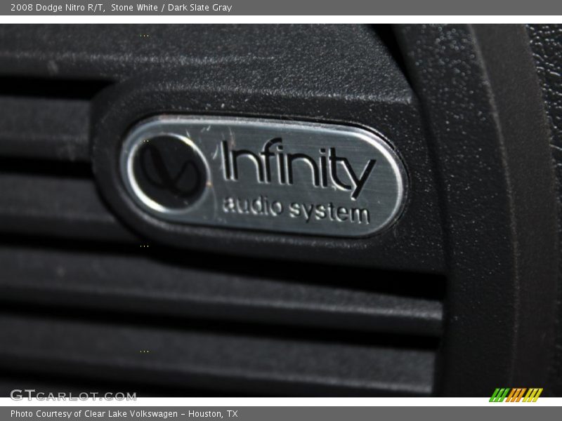 Stone White / Dark Slate Gray 2008 Dodge Nitro R/T