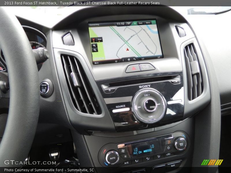 Navigation of 2013 Focus ST Hatchback