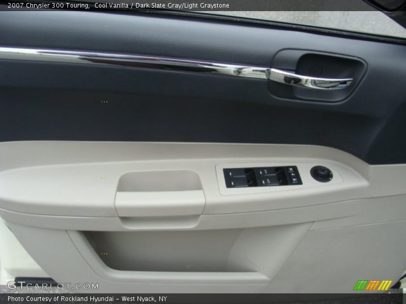Cool Vanilla / Dark Slate Gray/Light Graystone 2007 Chrysler 300 Touring