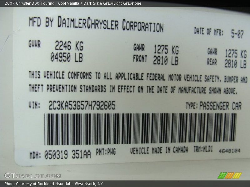 Cool Vanilla / Dark Slate Gray/Light Graystone 2007 Chrysler 300 Touring