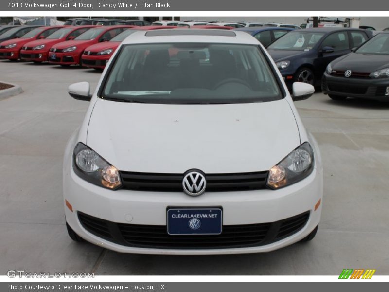 Candy White / Titan Black 2013 Volkswagen Golf 4 Door