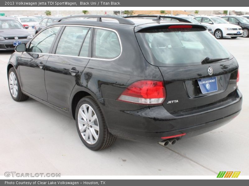 Black Uni / Titan Black 2013 Volkswagen Jetta TDI SportWagen